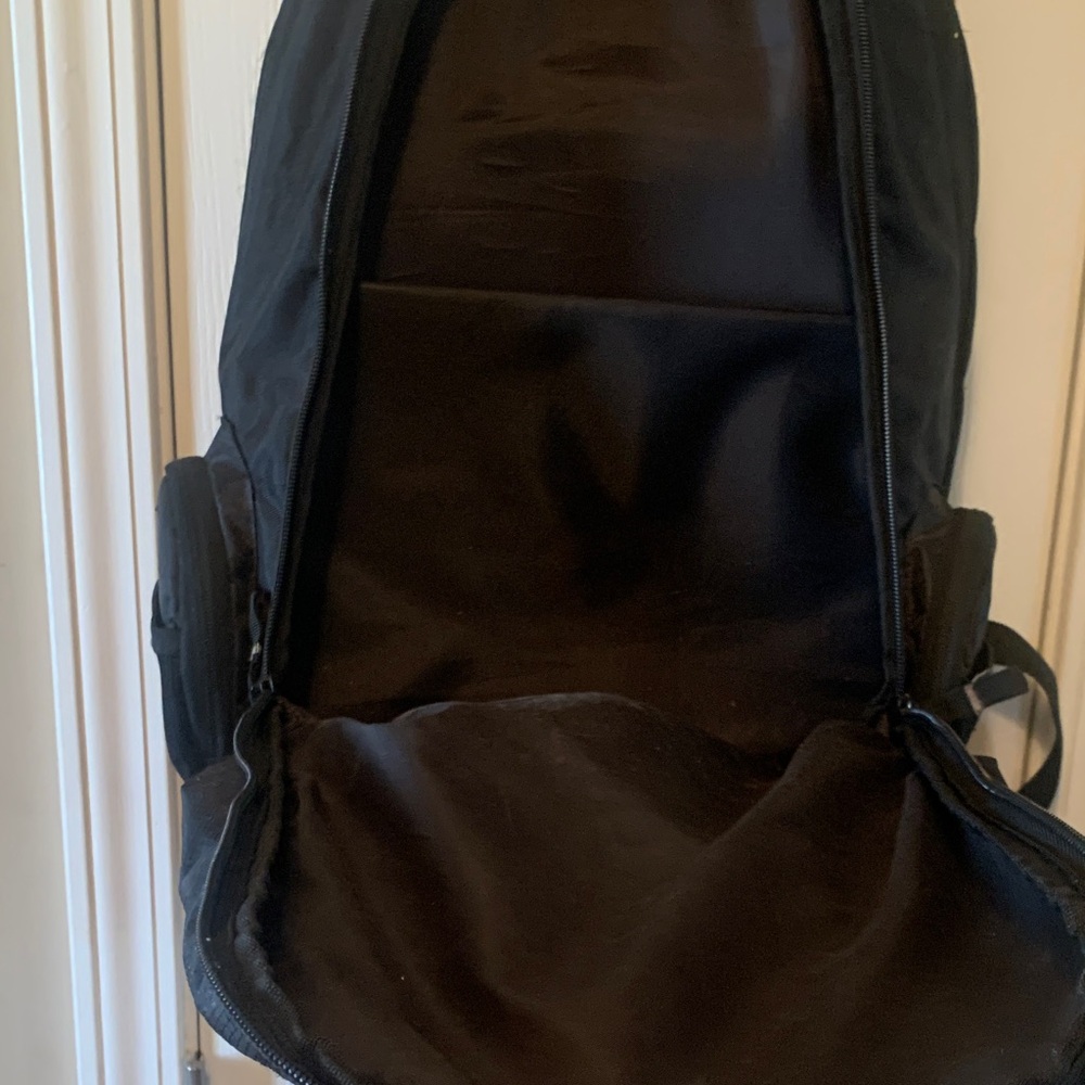 Targus Black Multi-Compartment Backpack - Picture 7 of 11